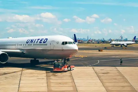 United Airlines Implements Controversial Sick Leave Policy for Flight Attendants