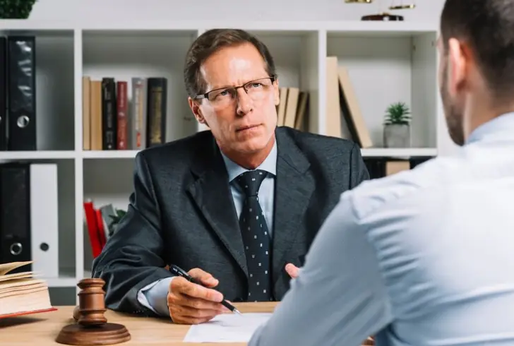 how to clear a bench warrant without going to jail
