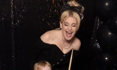 Top 5 Cringe-Worthy Celeb Moments You Probably Missed